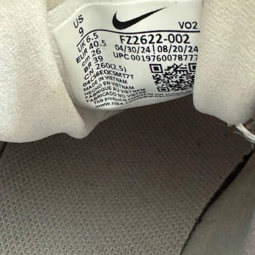 Nike V2K GTX Beige and Gray AND BLUE Sneakers - Picture 4 of 4